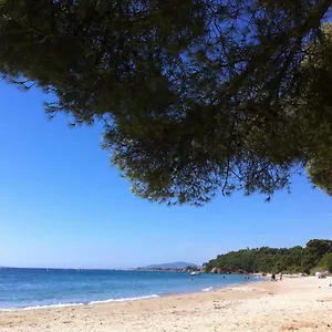 Villa De Au Calme Proche De La, La Londe-les-Maures